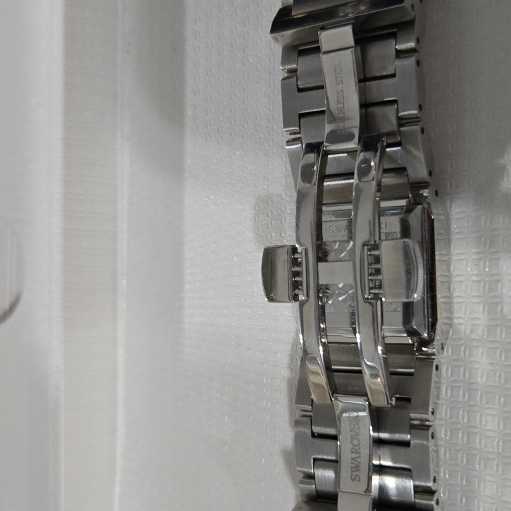 SWAROVSKI Watch - Picture 8 of 11